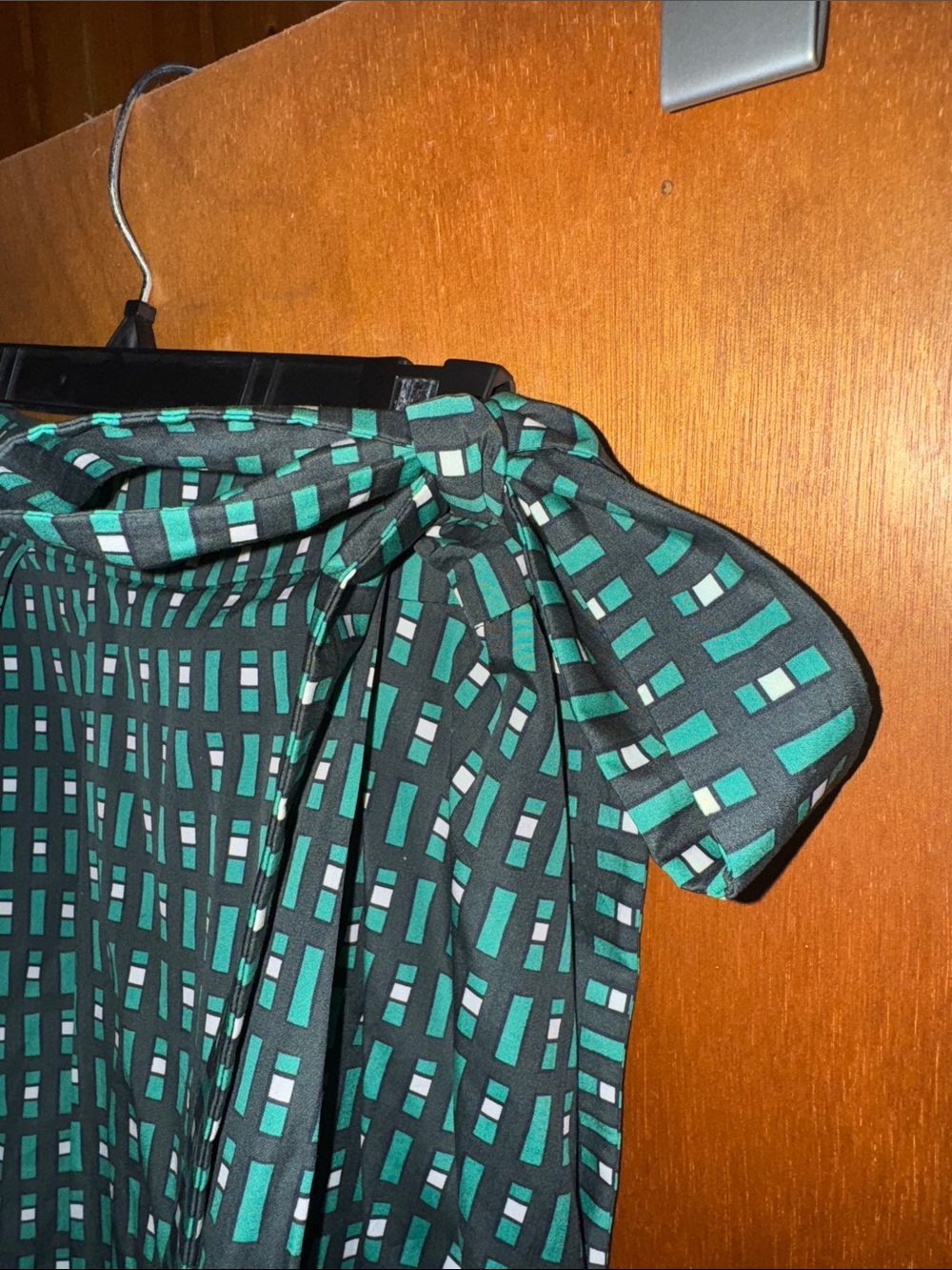 Weekend Max Mara Wrap Green and Teal Geometric Midi Skirt - Picture 7 of 9
